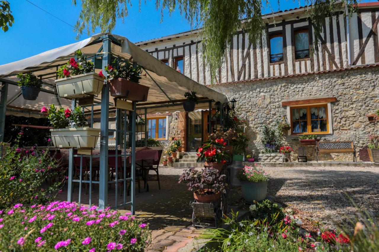 Готель Le Bourdieu Durfort  Екстер'єр фото