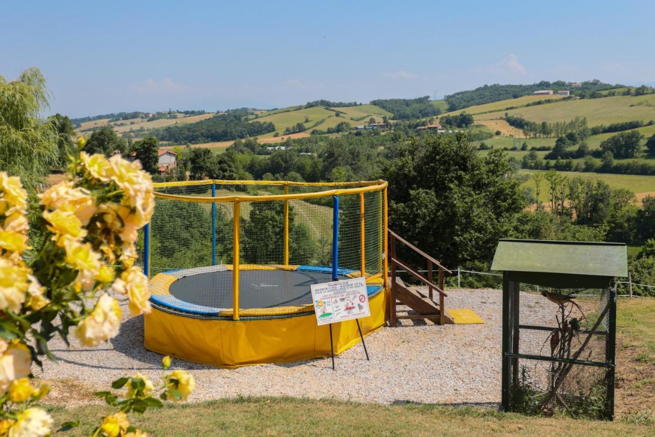 Готель Le Bourdieu Durfort  Екстер'єр фото